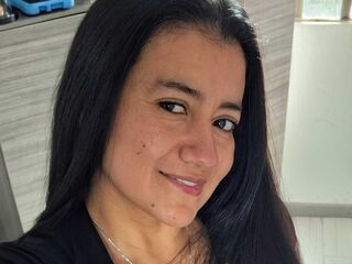 naked camgirl MariaThomp