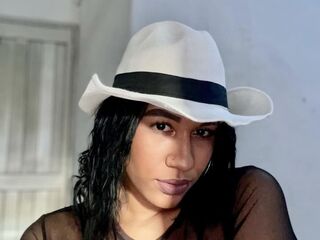 camgirl masturbating with sextoy MarihannaMour