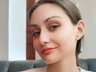 fingering girl cam MaryjaneQuarry