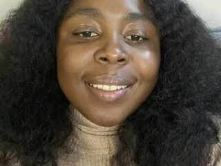 naked cam chat MayaBrownn