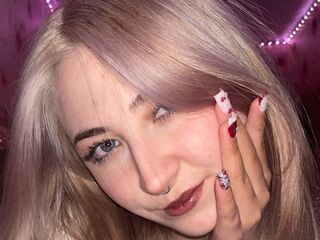 camgirl fingering wet pussy MelitaHogston