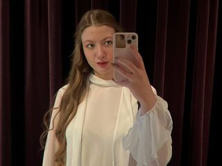 cyber sex chat MeridethYaffe