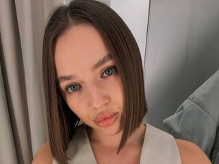 free webcam chat room MiaBale