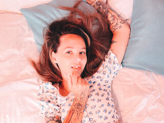 naked cam girl picture MiaGrahamm