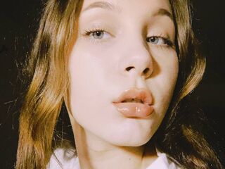 nude webcamgirl pic MilaWillson