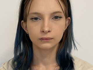 nude webcam MiraTeele