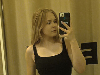 live cam girl photo MolliMcDaniel