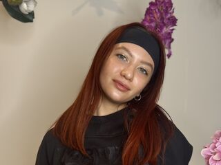 camslut fingering pussy MonaDobin