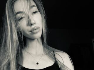 livesex camera NikkiTenerovich