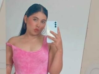 hot cam girl fingering NikkyBotero