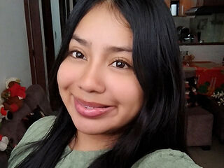 closeup webcam NoaBaker