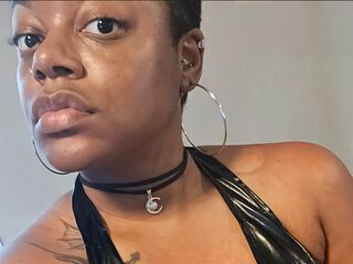naked girl with webcam masturbating with sextoy OnyxDahlia