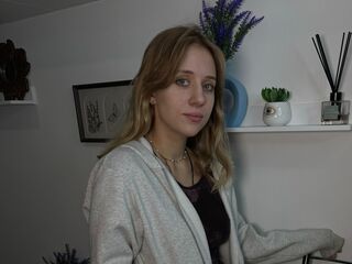 camgirl masturbating with sextoy PhilomenaBlumer