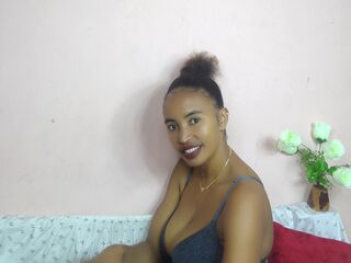 nude cam girl photo RavoLandricia