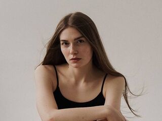 fingering camgirl RebeccaMcqoggen