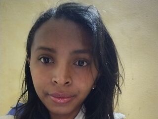 live-chat RinahBrooks