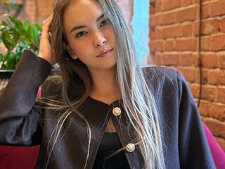 naked girl with cam masturbating RossieSpangle