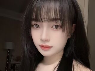 topless camgirl RueKit