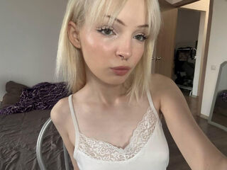 cybersex chat room SigneQuiroz