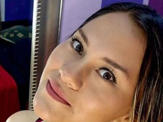 sexy cam girl picture SilvanaArdiente