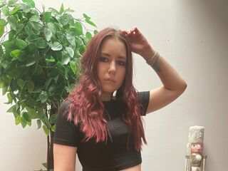 camslut masturbating SilverAdderly