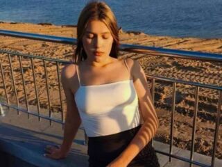 jasmin adult cam SuziBarringer