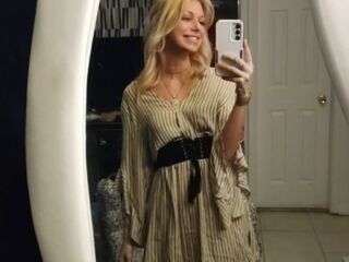 camgirl webcam sex picture SuzySweetSteps