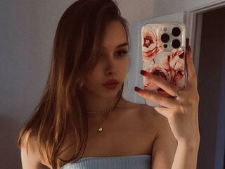 naked camgirl picture TarenLeonetti