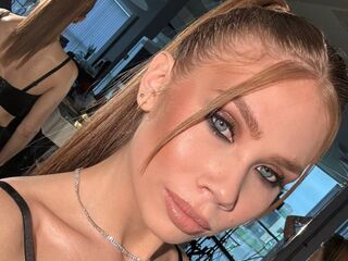 webcamchat TawnyaCarwell