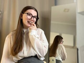 nude webcamgirl photo TerraTrinh