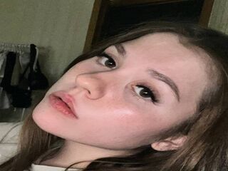 camslut fingering pussy UshaNakama