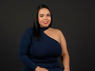 naughty cam girl fingering shaved pussy ValeryHiggins