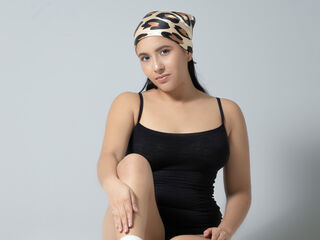 camwhore shaving pussy VeroChanel