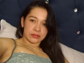 hot cam girl masturbating VictoriaCruzL