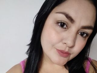 camslut topless VictoriaVenegaz