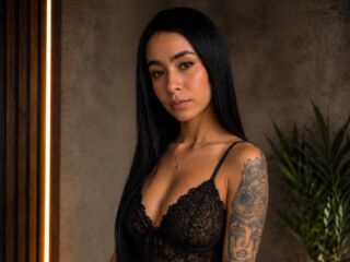 masturbating webcam girl VictoryStone