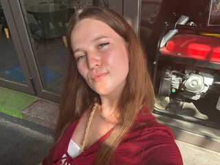 camslut showing pussy WilmaAllison